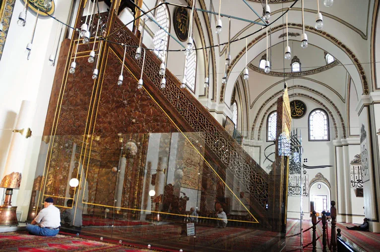 Bursa Ulucami Gezi Rehberi görünümü
